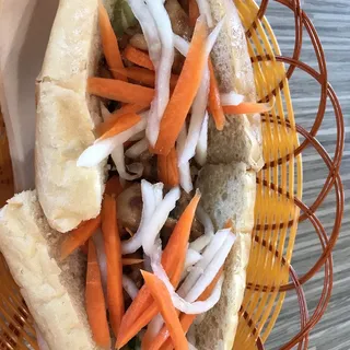 Lemongrass Chicken Sandwich