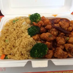 General Tso&apos;s Chicken (to go)