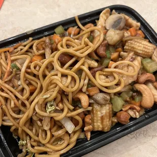 Cashew chicken with lo mein
