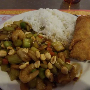 Kun pao Srimp lunch special. Comes with soup also. Came out fast and has a nice spicy kick to it.