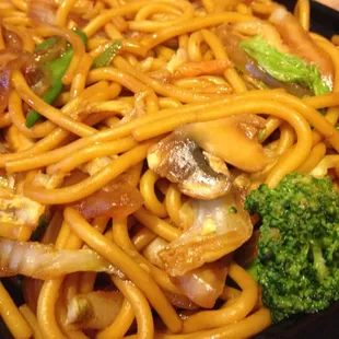 Vegetable Lo Mein