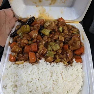 Kung Pao chicken lunch special with no soup pictured