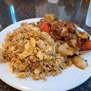 Lunch special garlic chicken with egg fried rice