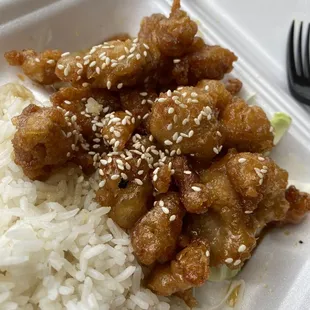 Orange chicken lunch special