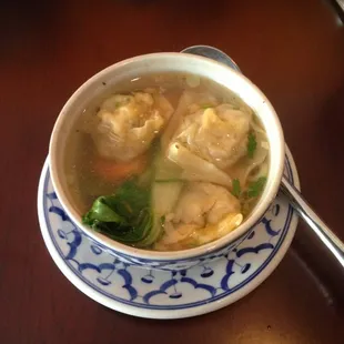 Wonton soup, great taste!