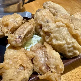 Fried Chicken Wings (8)