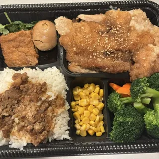 A3. Braised Chicken Cutlet Bento