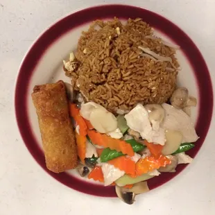 Lunch specials  Moo Goo Gai Pan