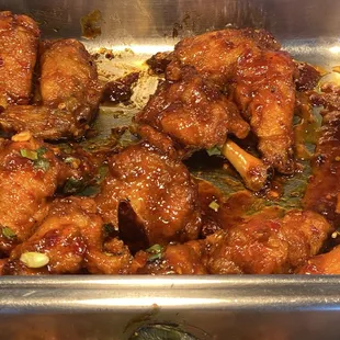 food, chicken wings and fried chicken