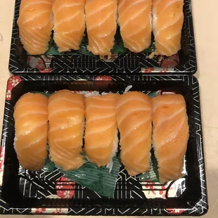 Salmon Sushi