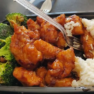 General tso's w/white rice
