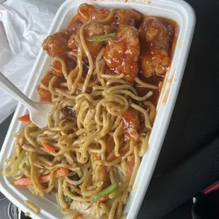 7. General Tso&apos;s Chicken