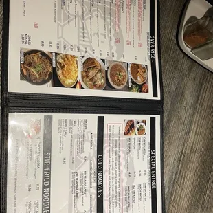 Menu page 4-5 09/2023