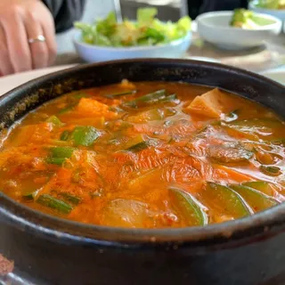 Duenjang Chigae