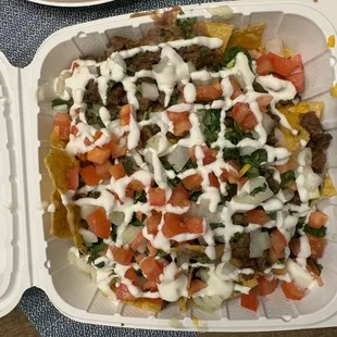 Nachos with asada