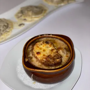 Soupe du Jour (French onion)