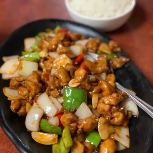 D01. Kung Pao Chicken