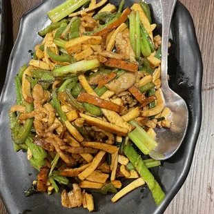 C04. Stir-Fry Shredded Pork with dried tofu