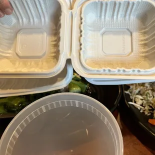 Love that they are environmentally conscious and use recycle approved containers. No styrofoam here baby!