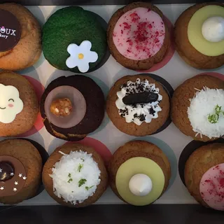 Box of 12 Cream Puffs