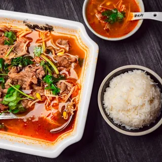 Braised Slice Beef with Sour Broth