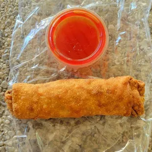 Pork &amp; Vegetable Egg Roll $2.39 (09/28/22). @ChowMeinExpress #Honolulu #ChineseFood #FastFood #FoodPorn