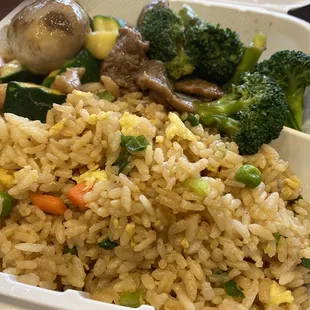 Fried Rice with Chicken, Zucchini &amp; Mushroom and Beef Broccoli...