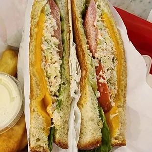 Crab melt with fries. Very bland