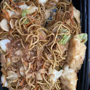 Chowmein with BIG hard part of the cabbage.