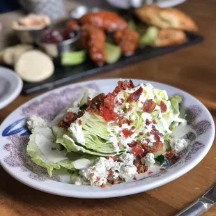 Wedge Salat.