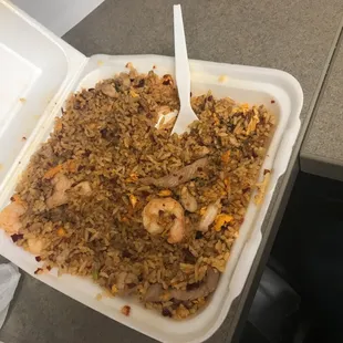 Chow's Special rice  *No Beef  * $3 extra Shrimp * 8 Star spicy