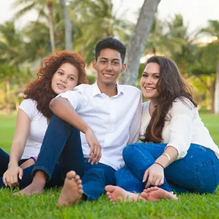 Honolulu Family Photographer www.chrisboulware.com