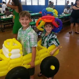 Chris Da Clown's balloons are amazing