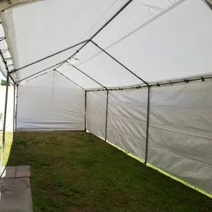 10x30 
Light bar 
Side walls