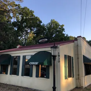 he exterior of the restaurant