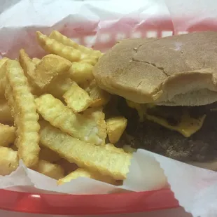 Rollie cheeseburger with fries