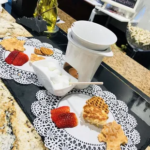 Free fondue with two tasting flights