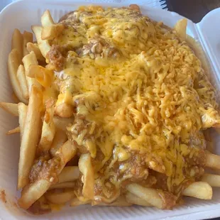 Chili cheese fries