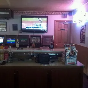 sushi and sashimi, interior