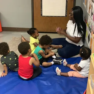 Younger toddlers circle time