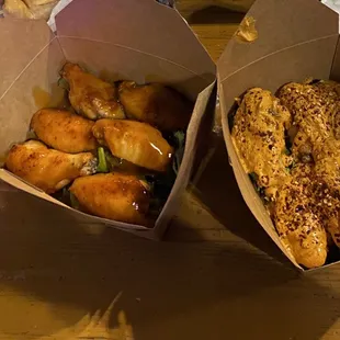 food, chicken wings and fried chicken, poultry, bbq chicken, fried chicken wings, bbq wings, fried chicken, chicken wings, chicken