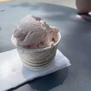 Small strawberry ice cream