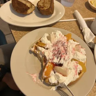 Grilled banana muffin &amp; Melba Waffle