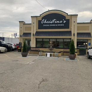 the outside of the restaurant