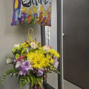 8 DAYS!! This is my bouquet 8 days after receiving it! You can&apos;t get fresher and better than that!