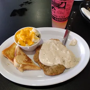 Country fried steak, with cheesy cauliflower.
