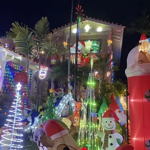 Christmas Lane - Ewa Gentry