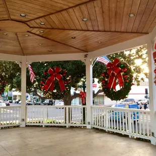 The community bandstand/gazebo is also nicely decorated for the holidays.