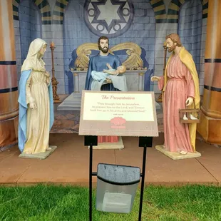 Life size Nativity scenes