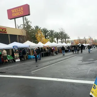 Vendors.. small businesses, crafts etc